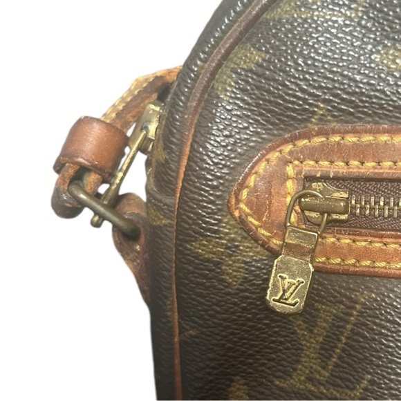 Louis Vuitton Senlis Crossbody Bag Monogram Canvas - Picture 6 of 15